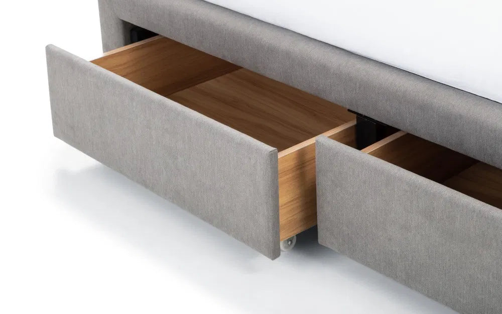 Windsor 4 Drawer Double Bed