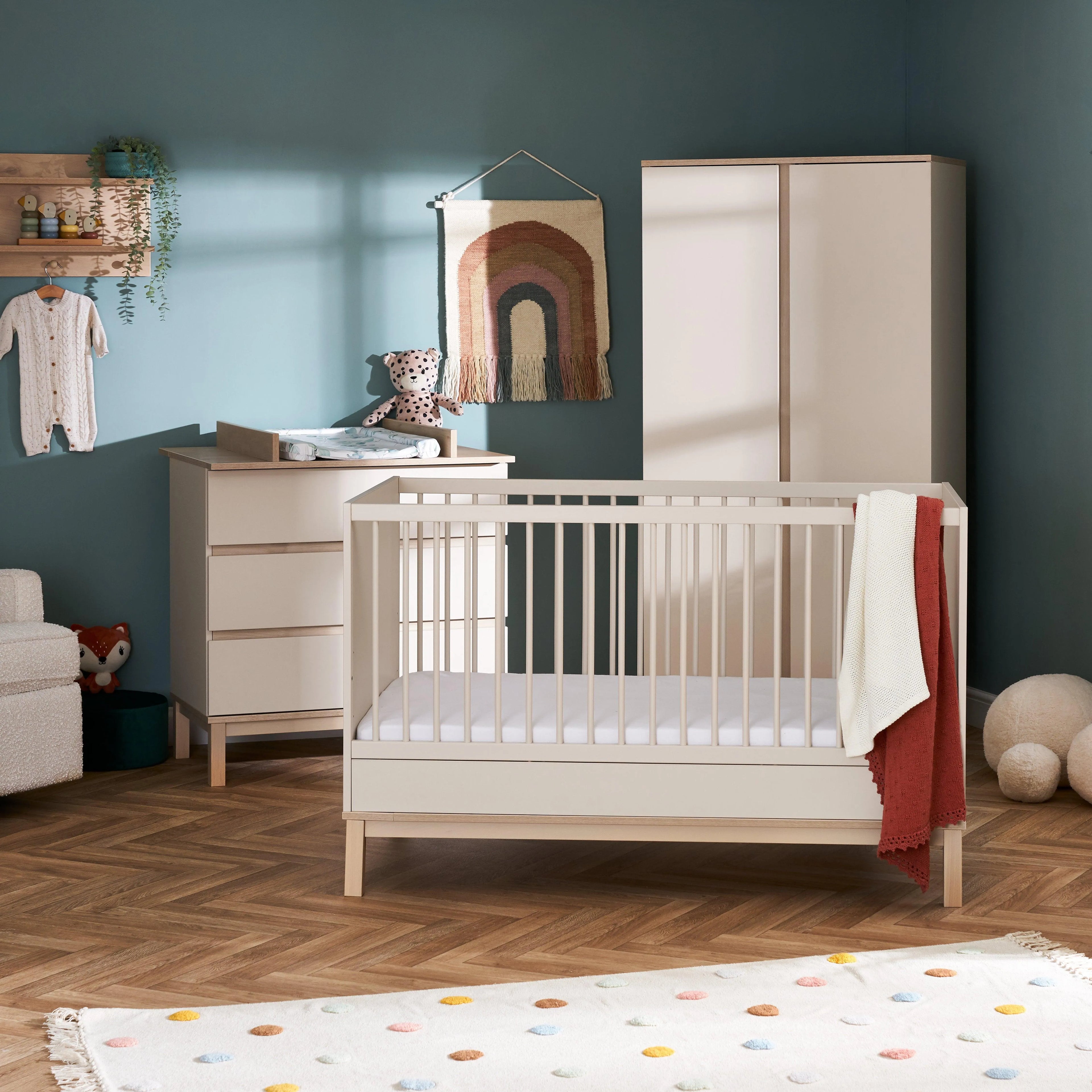 astrid-3-piece-room-set