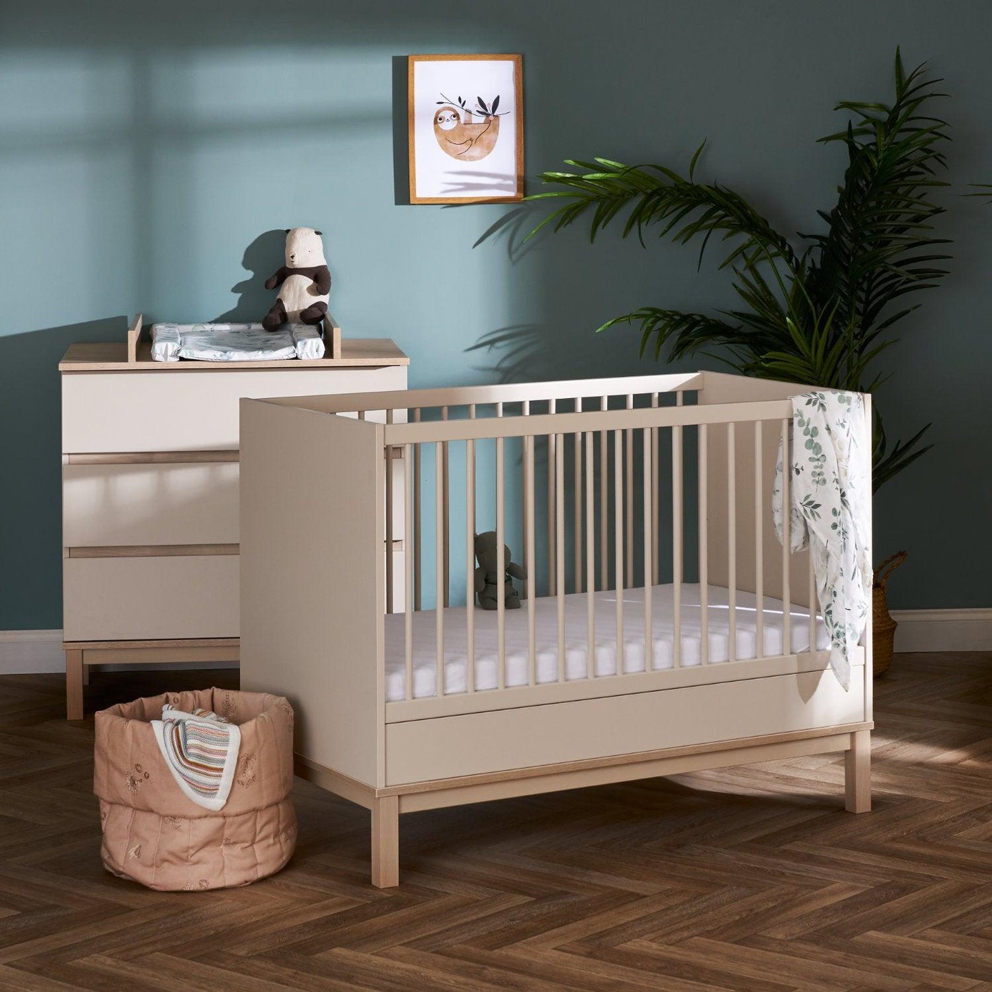 Astrid Mini Cot Bed - Millie & Jones