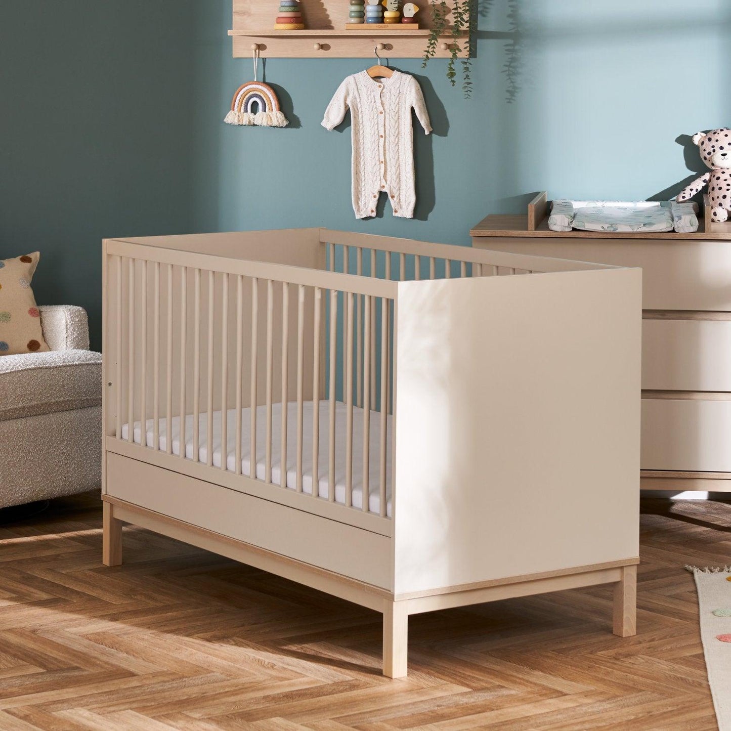 Astrid Cot Bed - Millie & Jones