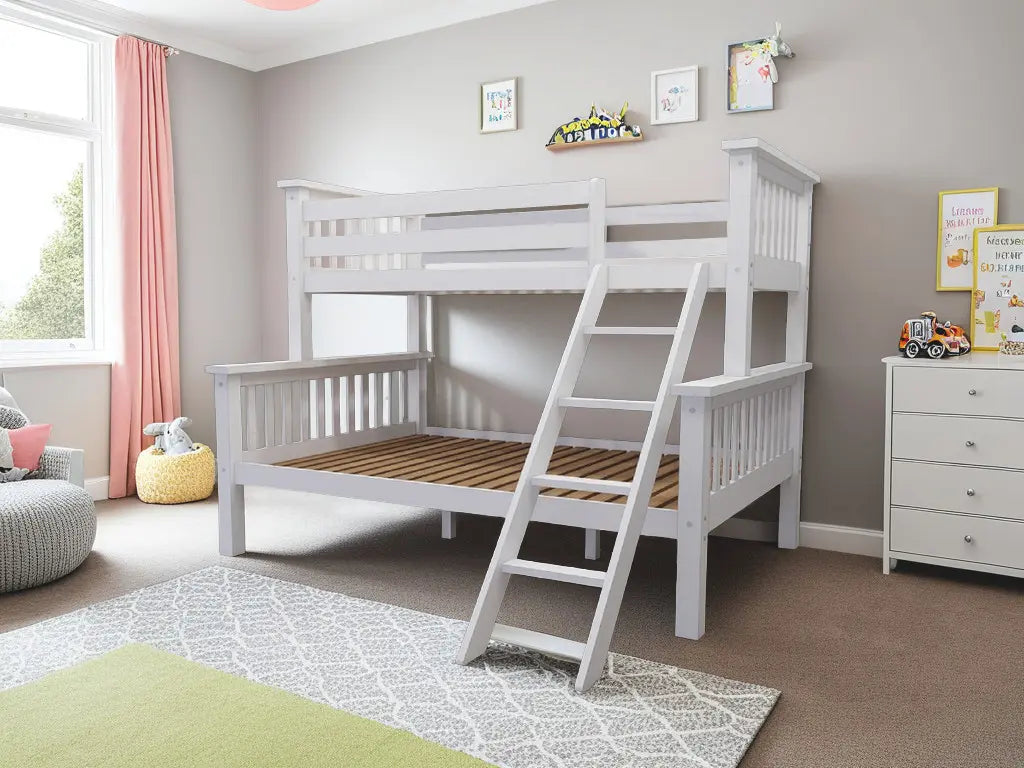 atlas-solid-pine-detachable-triple-bunk-bed