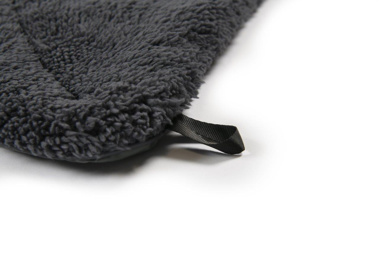 b-blanket-outdoors