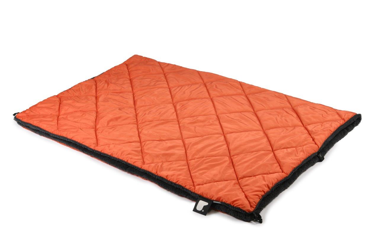 b-blanket-outdoors