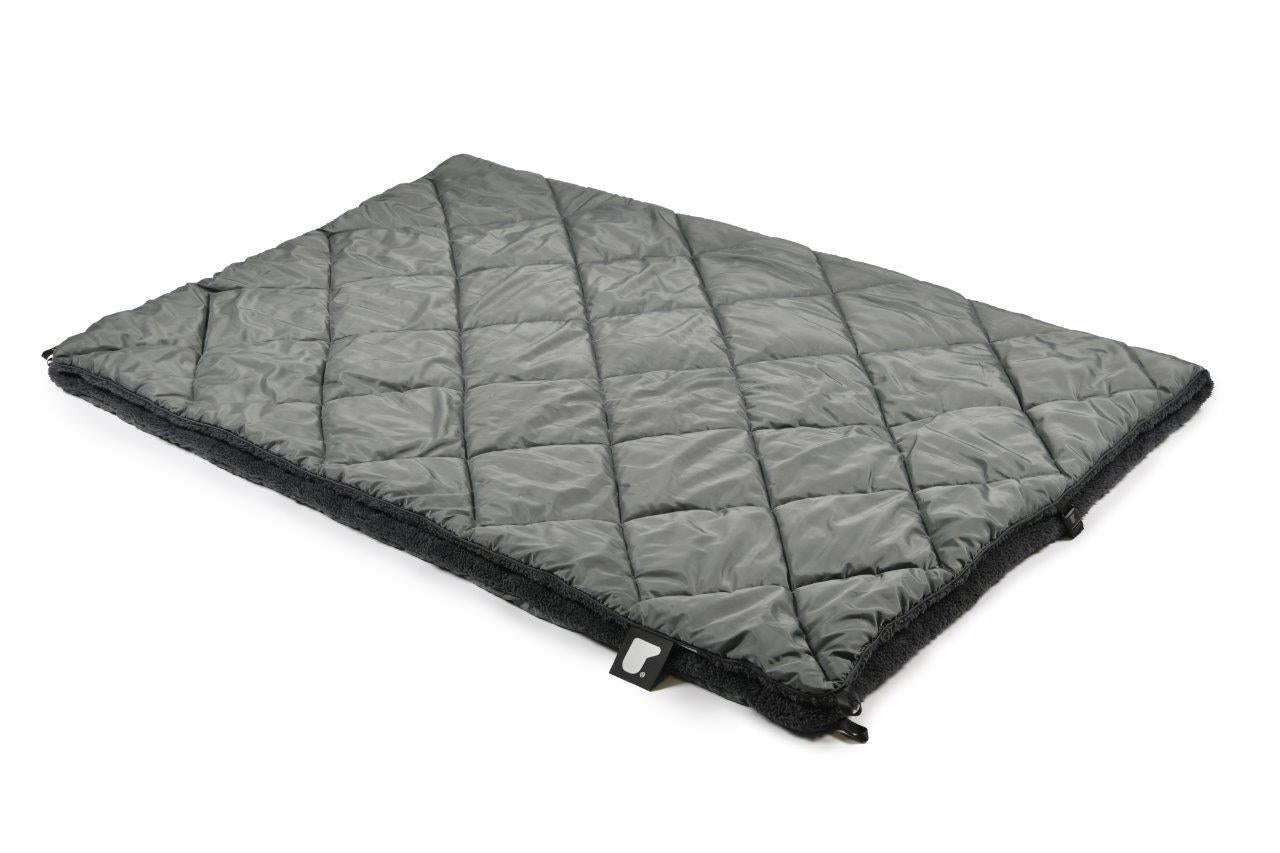 b-blanket-outdoors