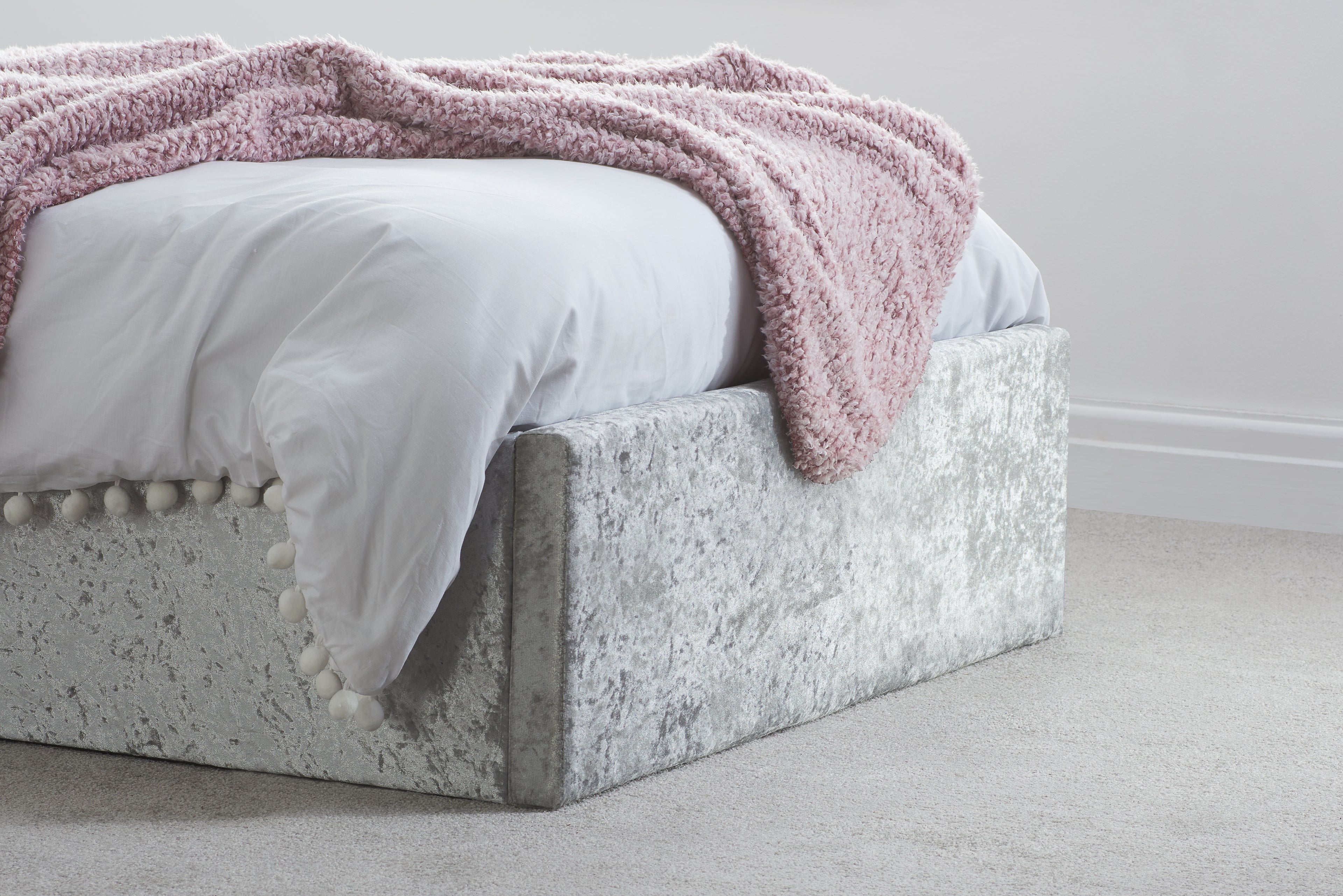 verona-single-ottoman-bed
