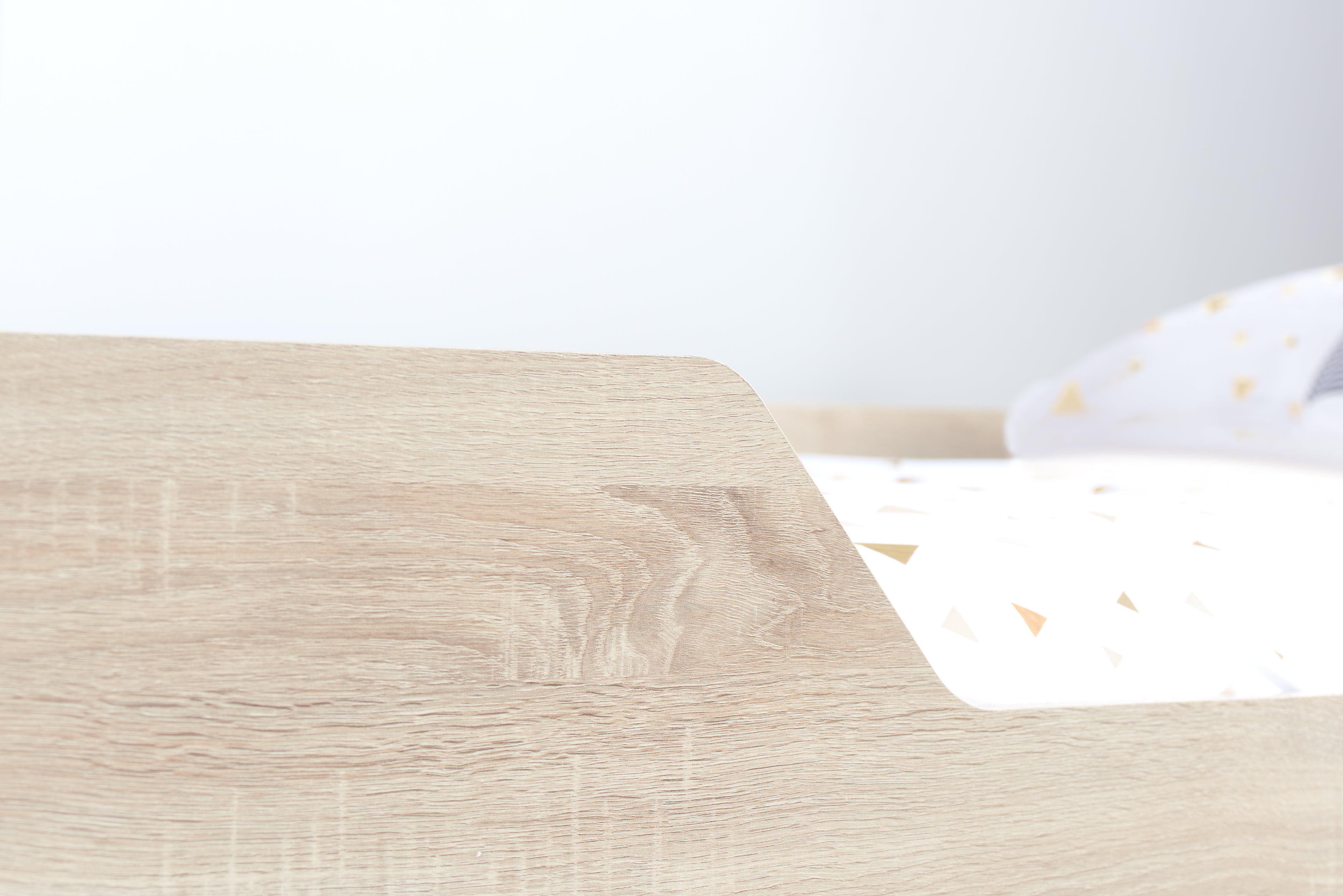 camden-single-white-and-oak-wooden-cabin-bed