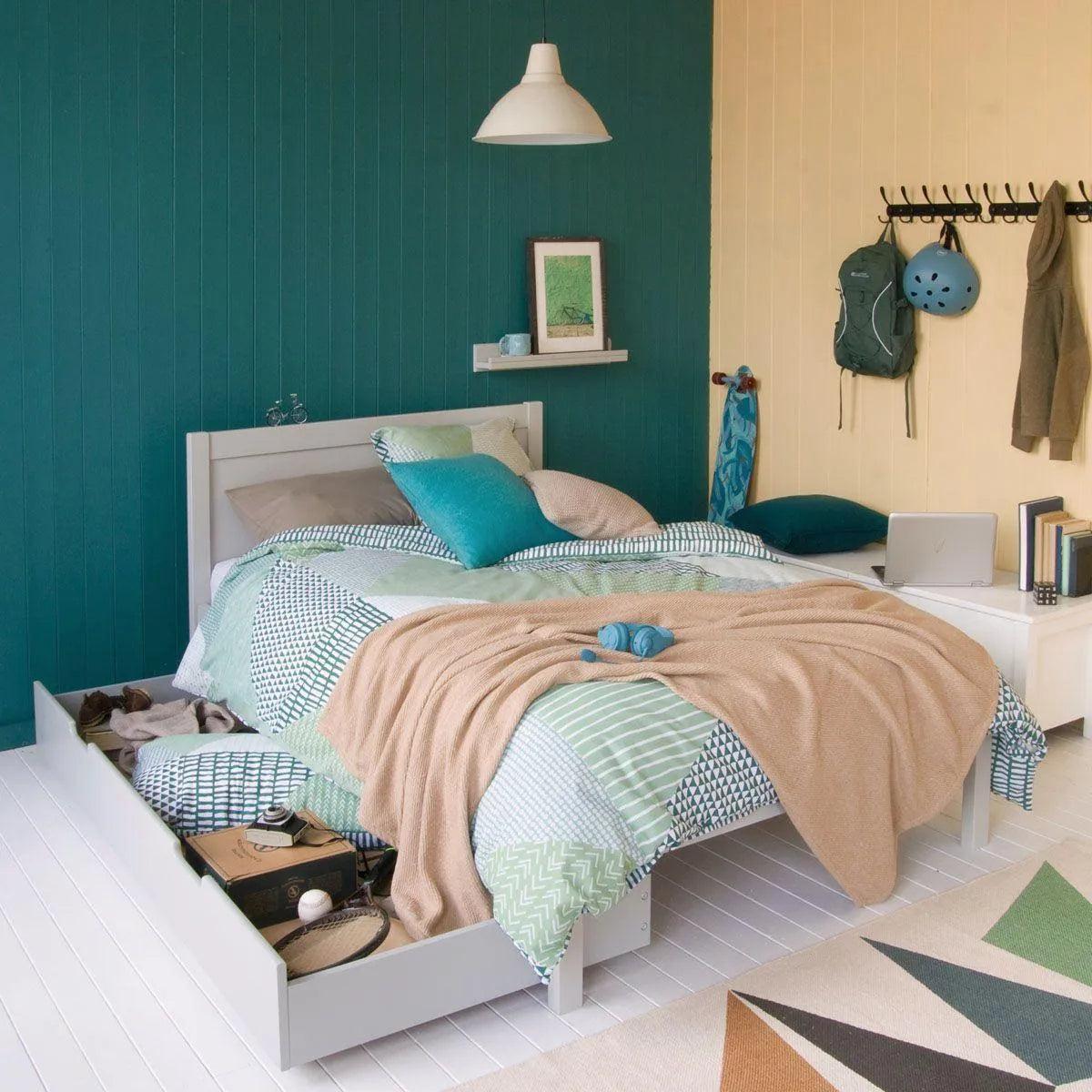 Classic Small Double Bed with Sleepover Trundle - Hover