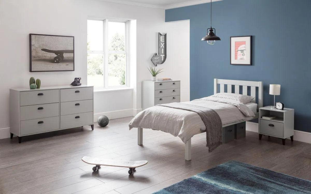 luna-solid-pine-bed