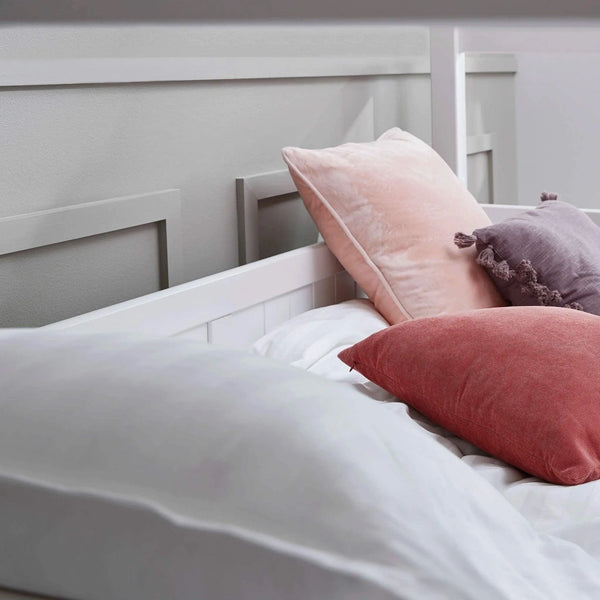 Nordic Playhouse with Roof & Windows