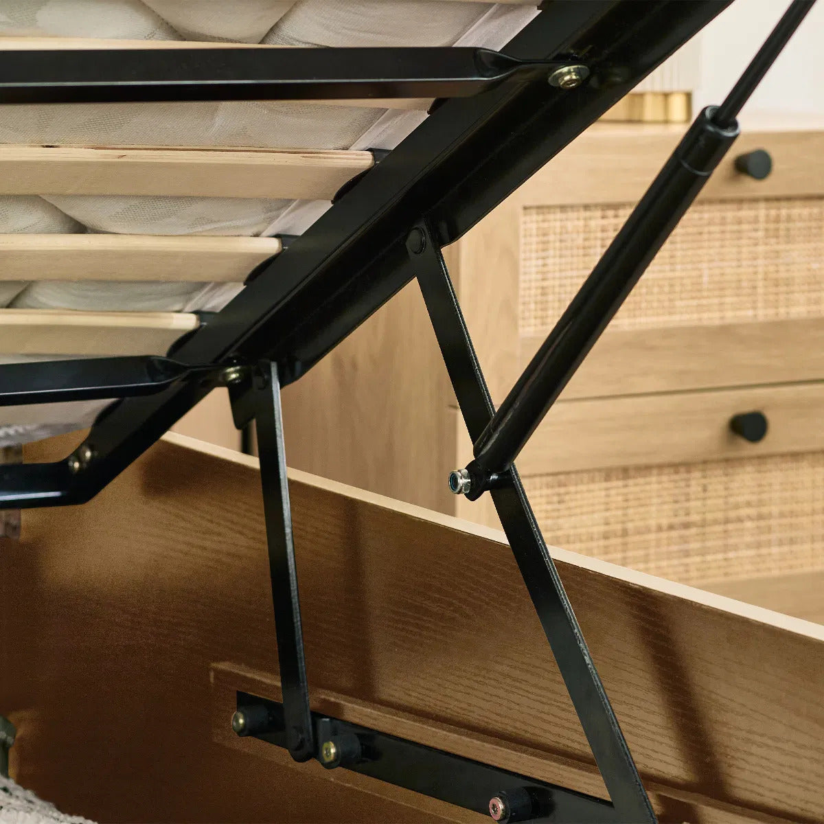 Padstow Oak Ottoman Bed