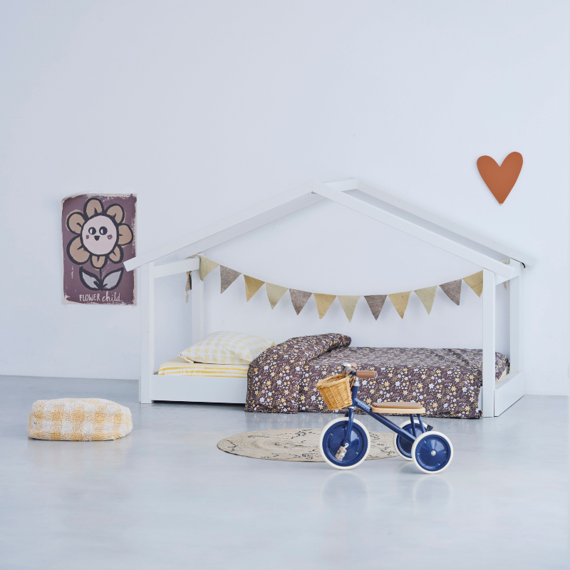 Mathy by Bols Star Light House Bed