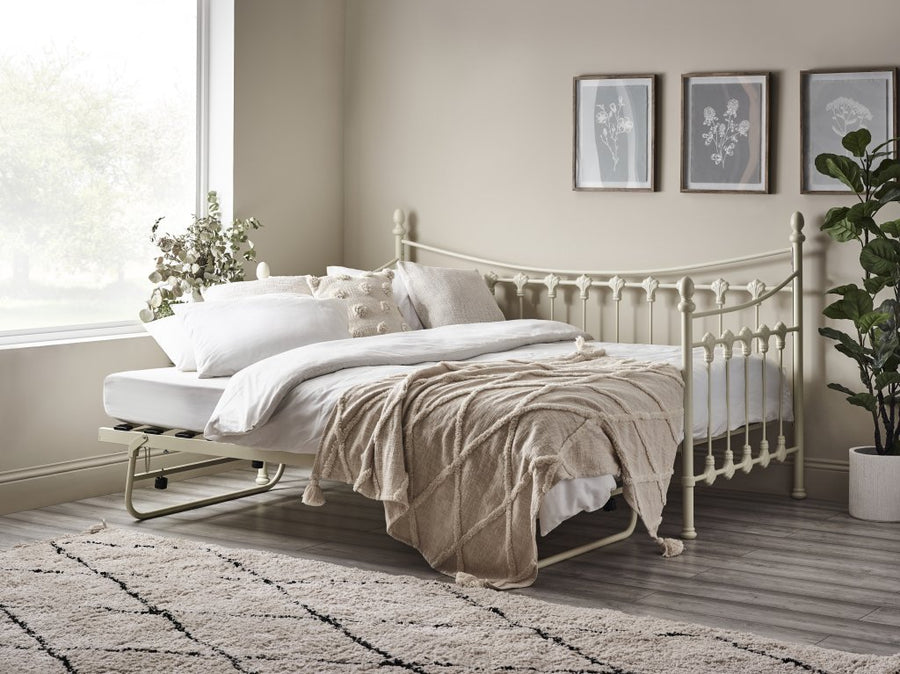 Seraphine Daybed