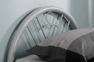 Solo Bed