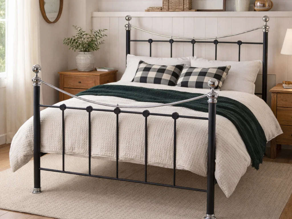 the-angel-metal-bed