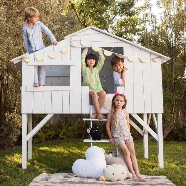 Treehouse Bed - Hover