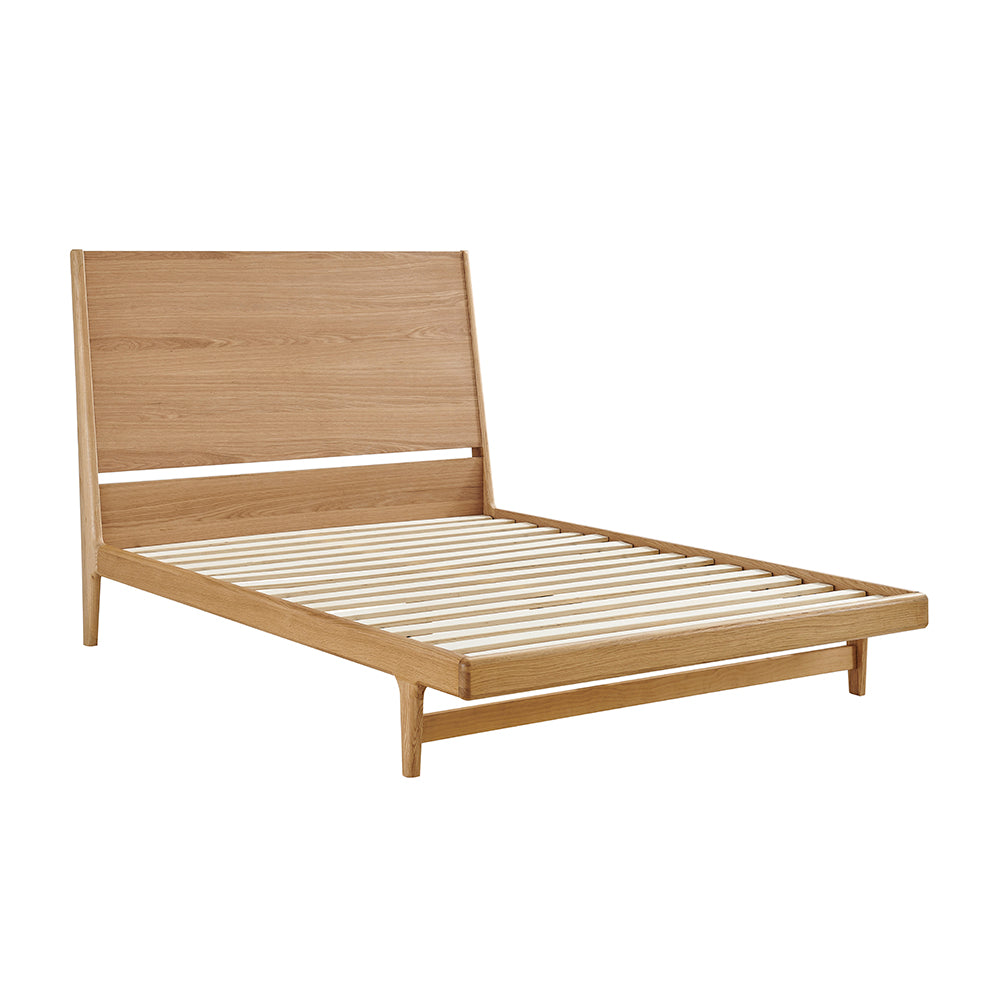 Briarwick Oak Panel Bed Frame in Oak – product view 5