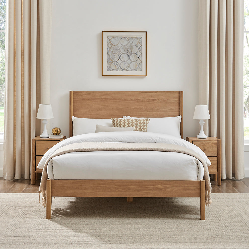 Elmswick Oak Bed Frame in Oak – product view 2