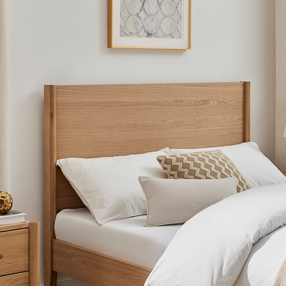 Elmswick Oak Bed Frame in Oak – product view 3