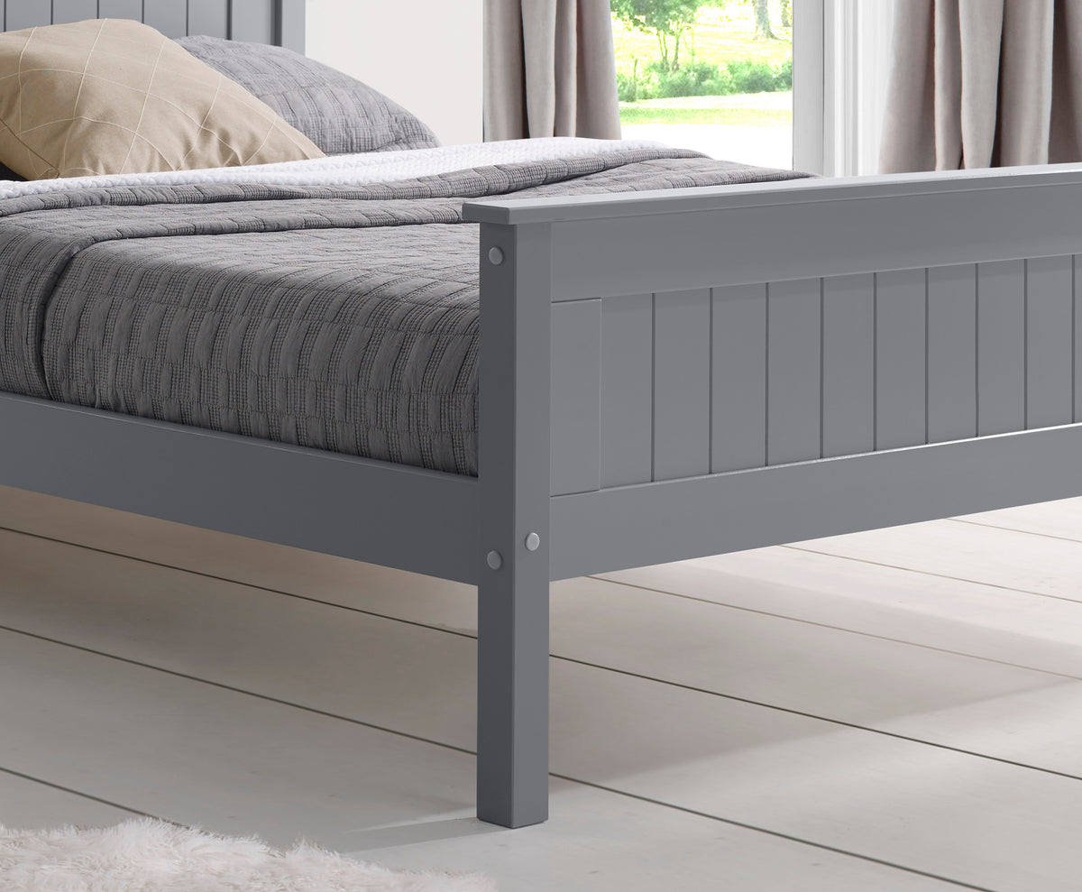 Farncombe Panelled Pine Bed with High Footend in Grey – product view 3
