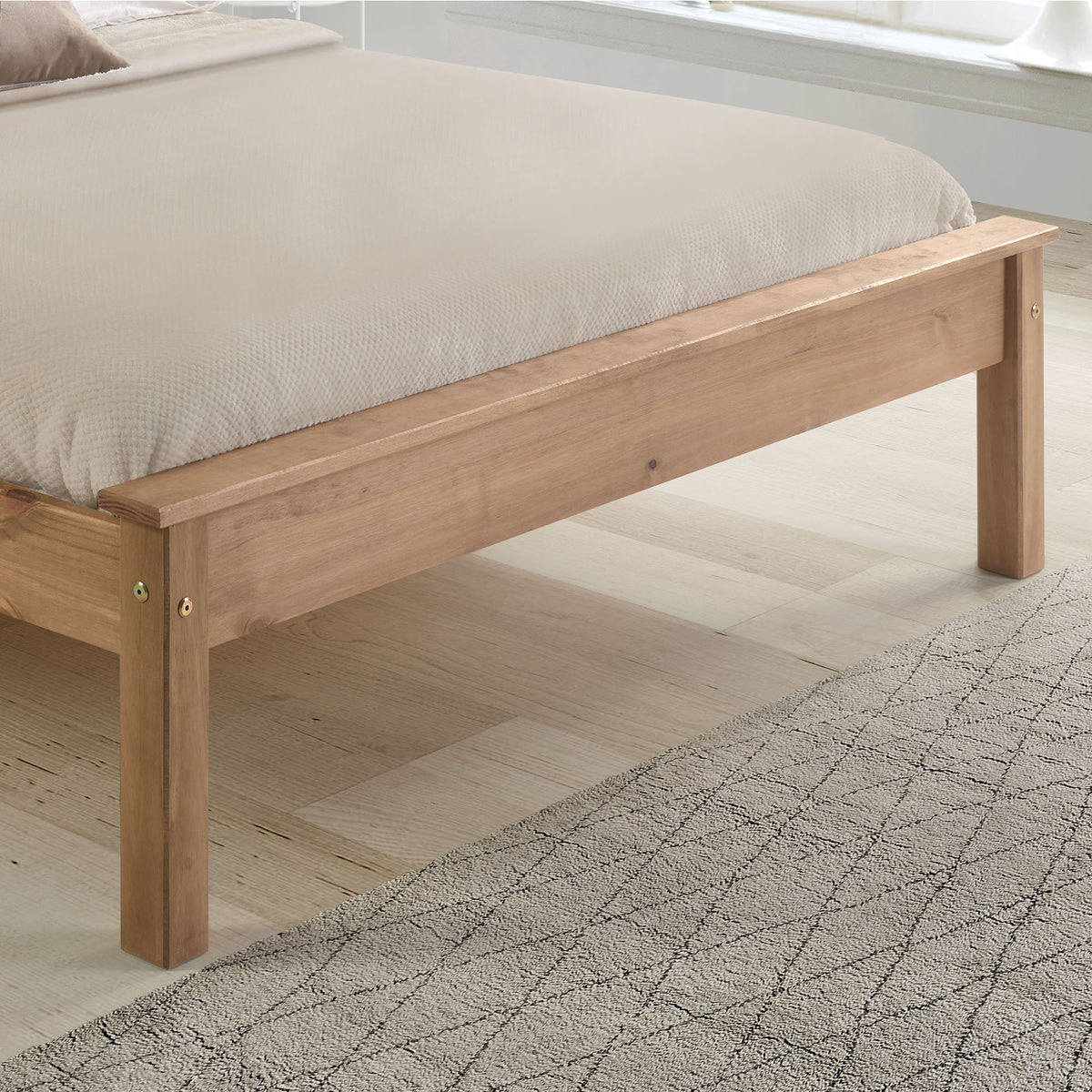 Farncombe Panelled Pine Bed with Low Footend in Pine – product view 11