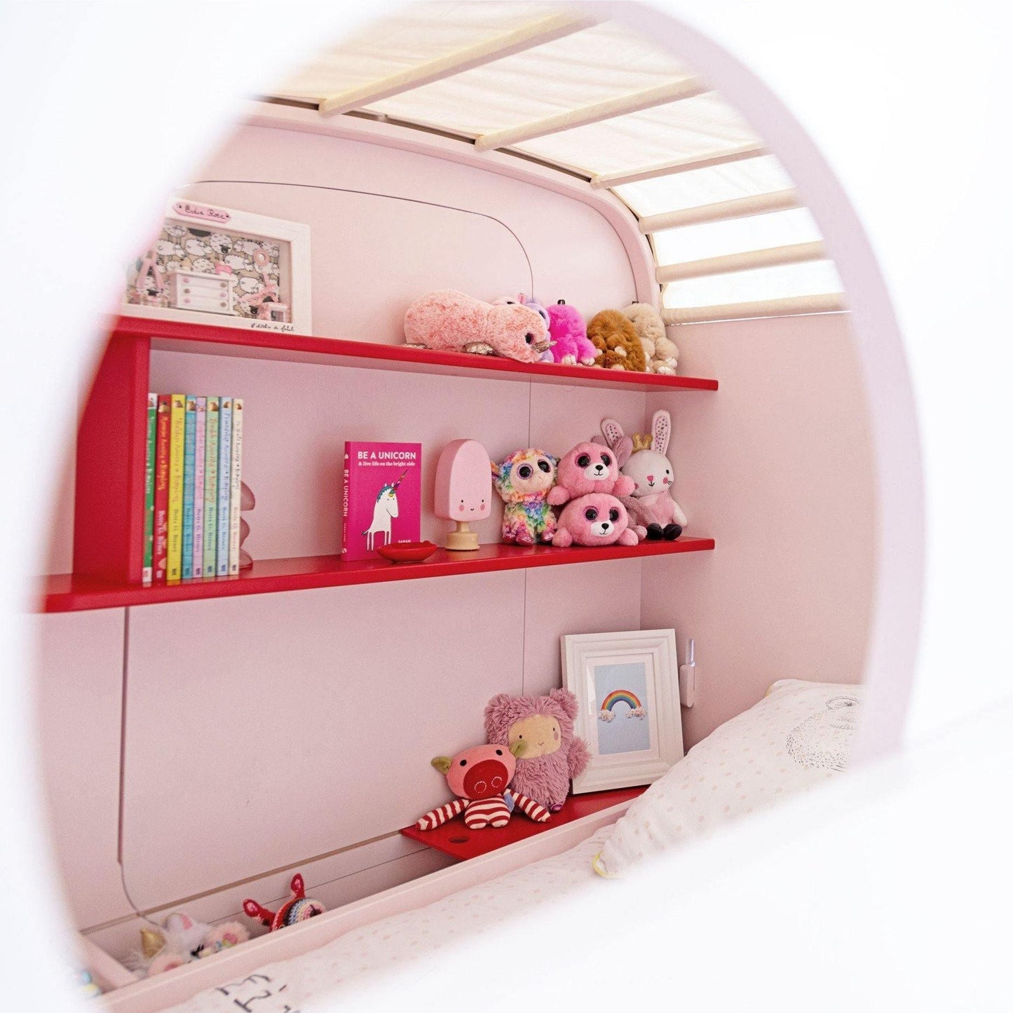 Caravan Bed with Storage Drawers & Shelves - Millie & Jones