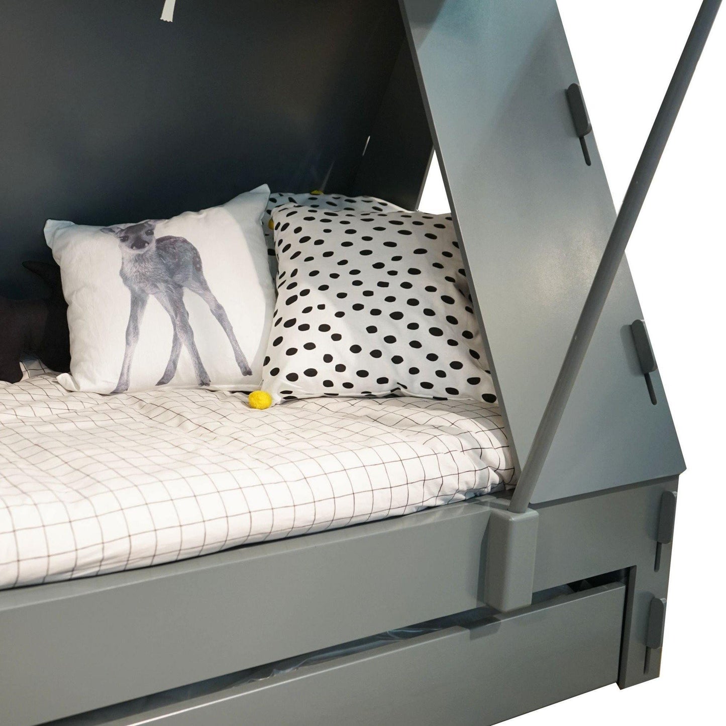The Tent Bed with Trundle - Millie & Jones