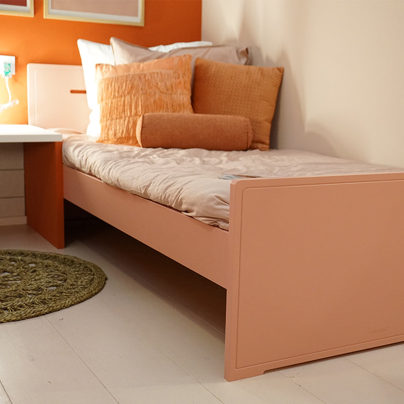 Mathy by Bols Madaket Bed