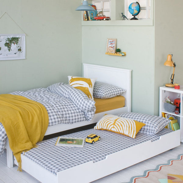 Classic Bed with Sleepover+Storage Trundle