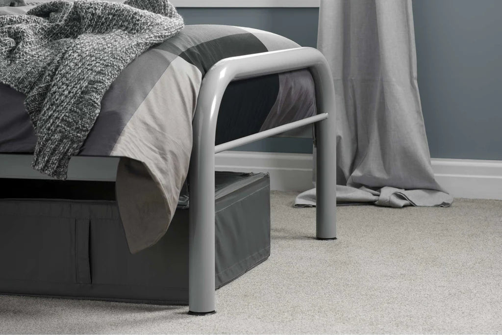 Solo Bed - Hover