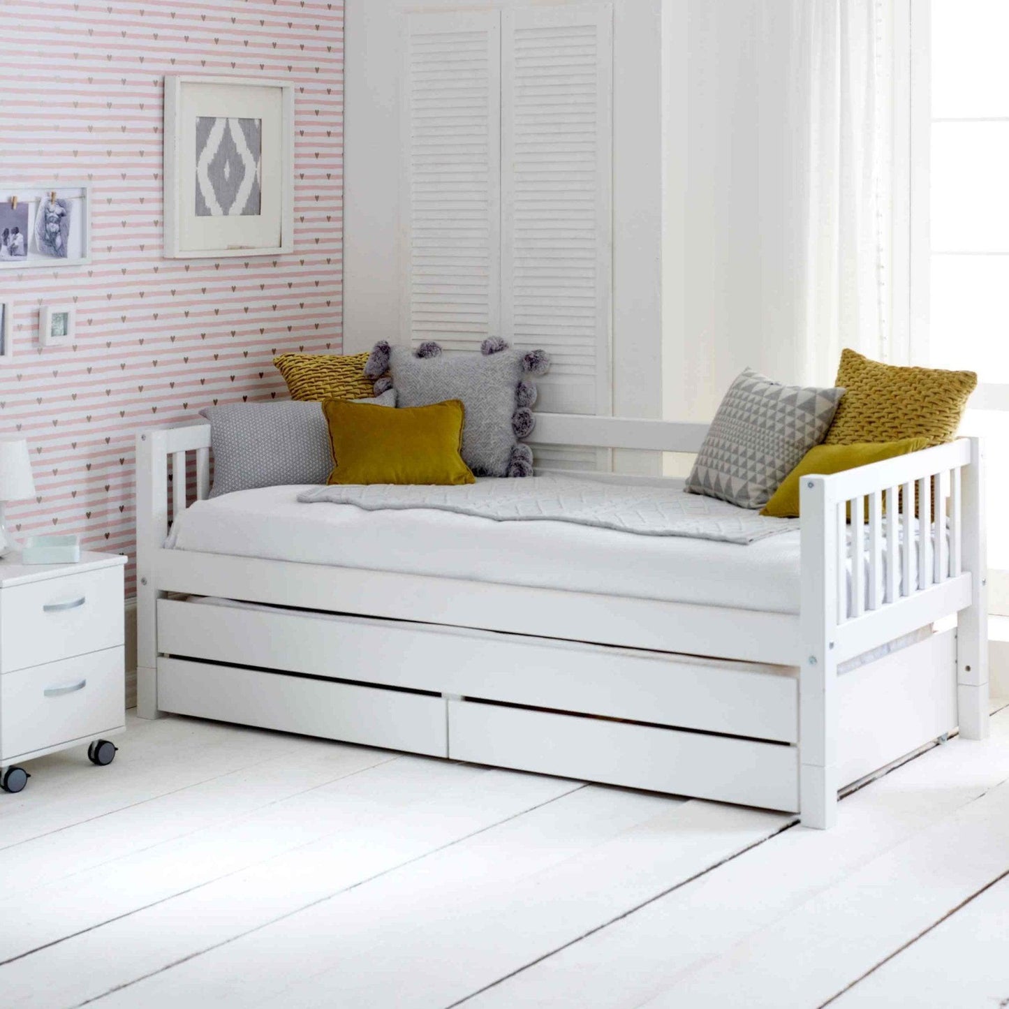 The Nordic Daybed with Trundle Pull & Drawers - Millie & Jones