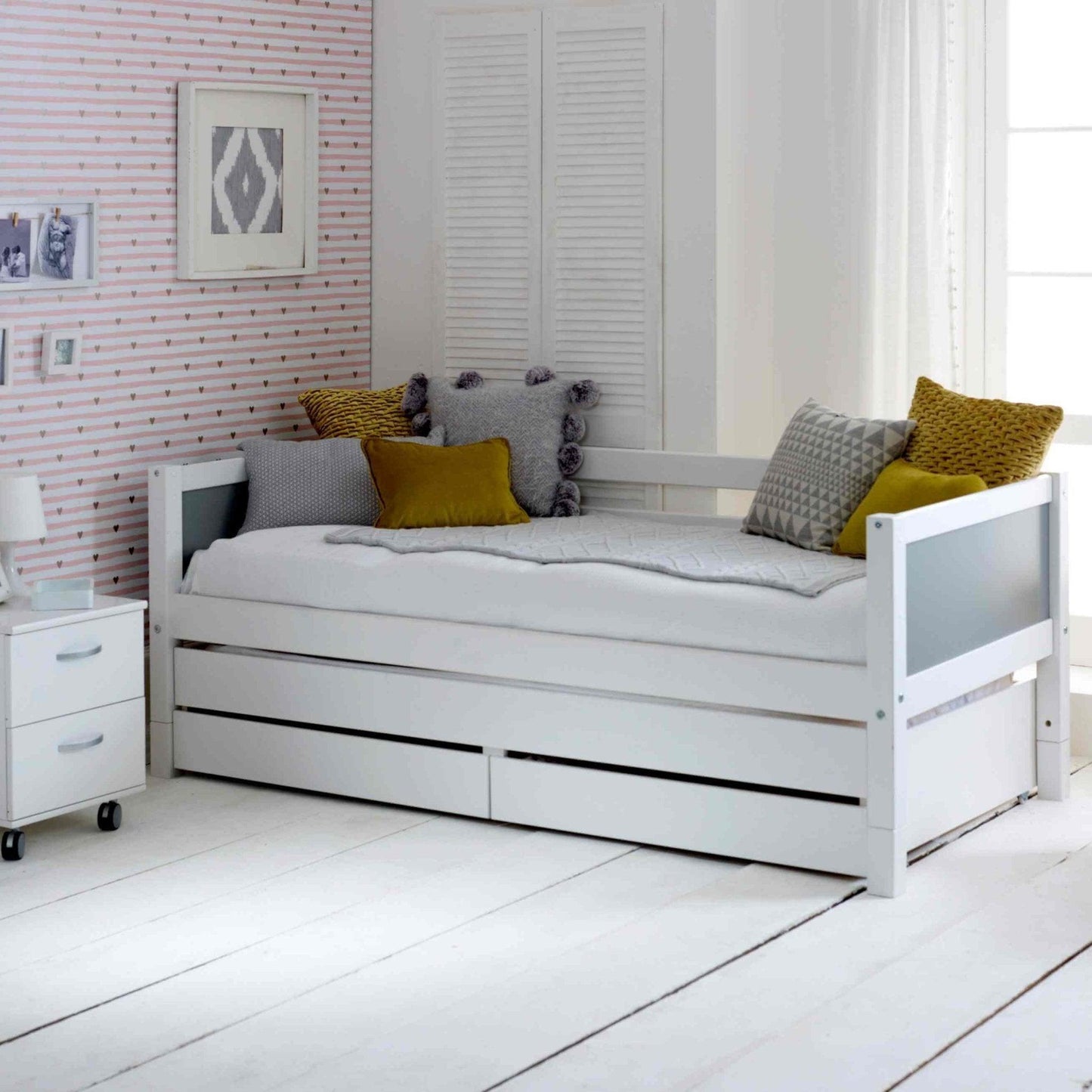 The Nordic Daybed with Trundle Pull & Drawers - Millie & Jones