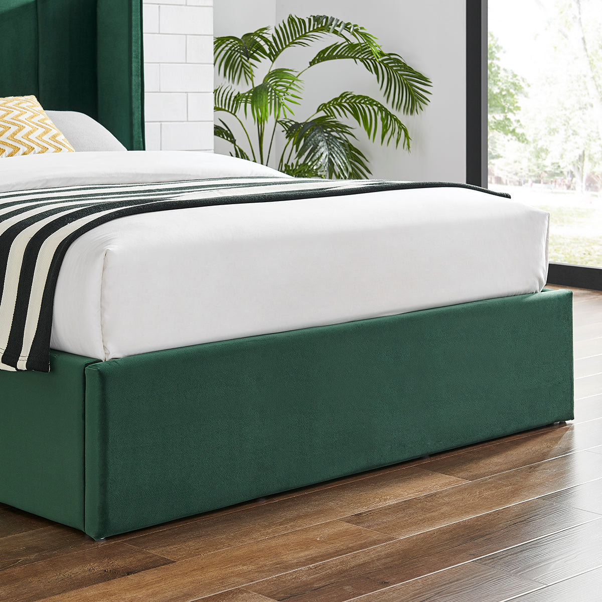 Valehaven Winged Velvet Ottoman Bed in Emerald Green – product view 5