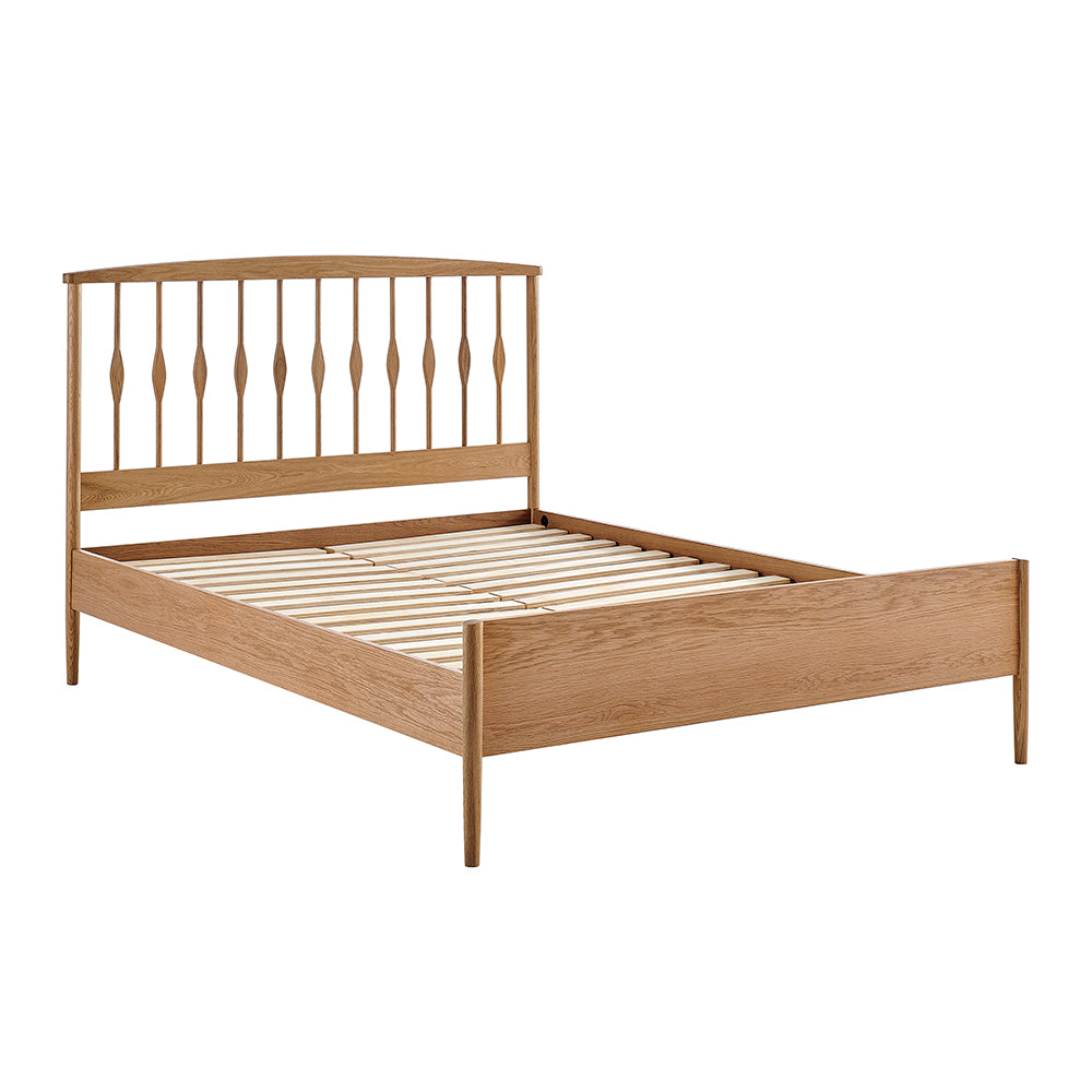 Winchcombe Spindle Oak Bed Frame in Oak – product view 6