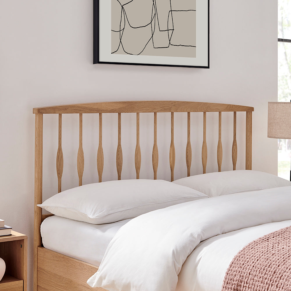 Winchcombe Spindle Oak Ottoman Bed in Oak – product view 4