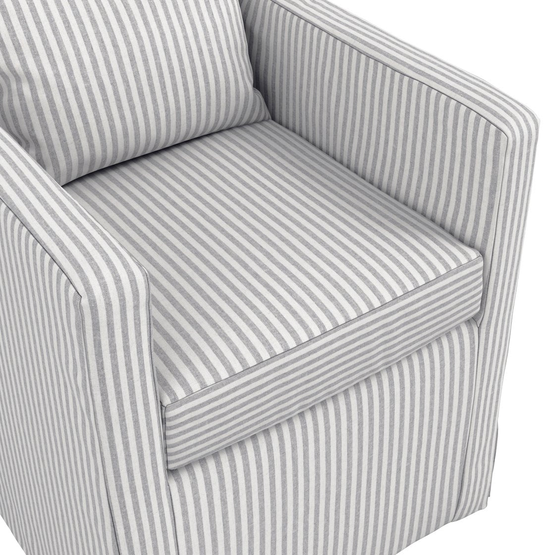 Woodstock skirted dining chair with arms