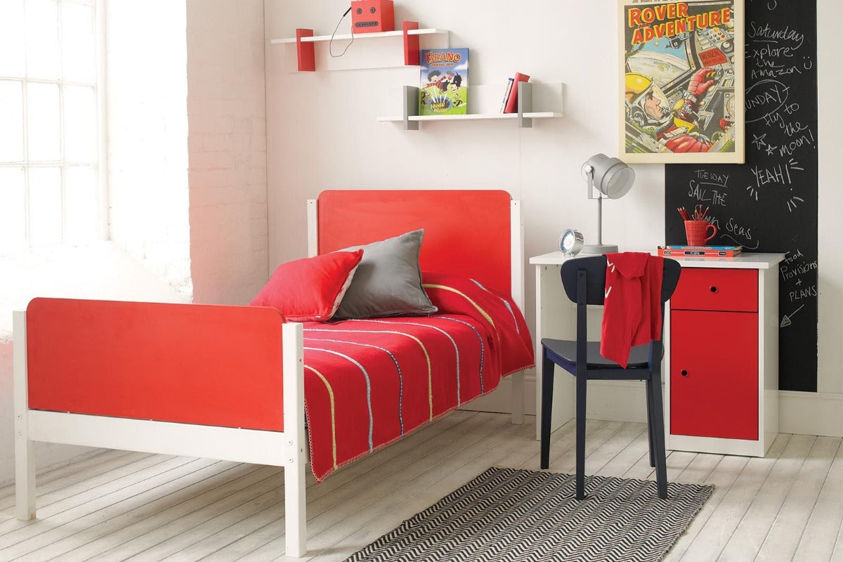 Single bed with storage in red